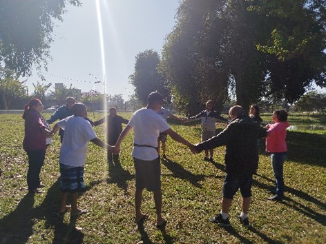 Roda de convivência ao ar livre